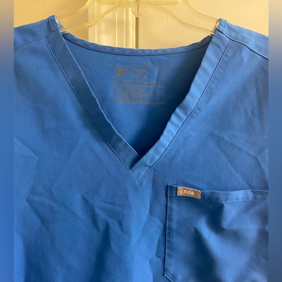 Figs scrubs top blue v neck short‎ sleeve women large - Picture 3 of 6